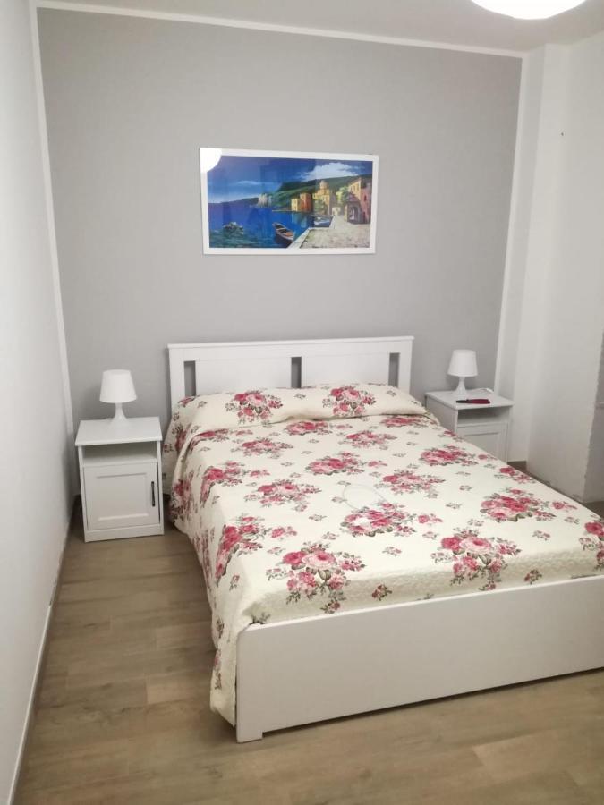 הוילה אנדרנו La Terrazza Di Fabrizio 5 Minuti Dal Mare מראה חיצוני תמונה